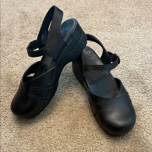 Mary Jane Danskos size 40